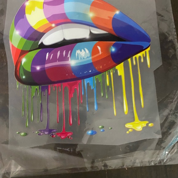 Iron on Lip Decals - Picture 2 of 4